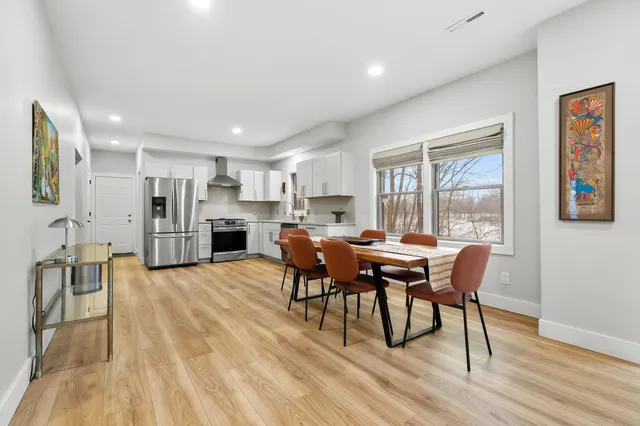 $790,000 | 1500 Sanford Lane, Buchanan, MI 49107