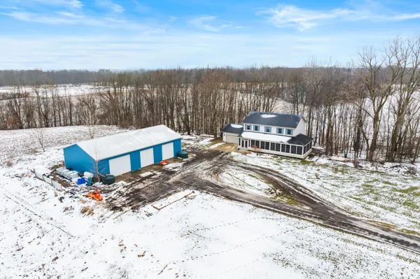 $764,000 | 1500 Sanford Lane, Buchanan, MI 49107