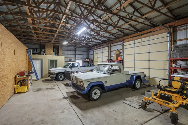 $790,000 | 1500 Sanford Lane, Buchanan, MI 49107