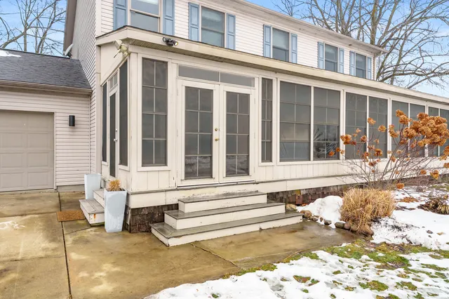 $790,000 | 1500 Sanford Lane, Buchanan, MI 49107