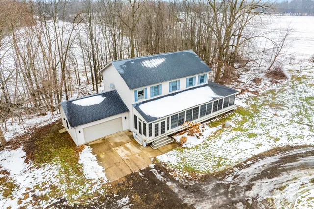 $790,000 | 1500 Sanford Lane, Buchanan, MI 49107