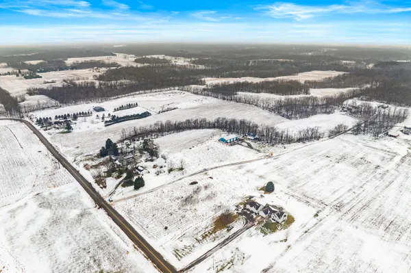 $764,000 | 1500 Sanford Lane, Buchanan, MI 49107
