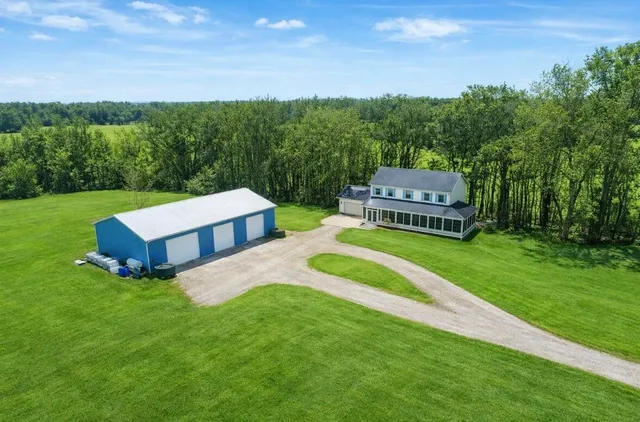 $790,000 | 1500 Sanford Lane, Buchanan, MI 49107