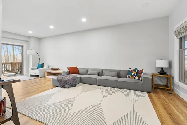 $790,000 | 1500 Sanford Lane, Buchanan, MI 49107