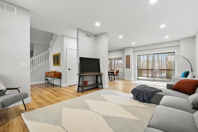 $790,000 | 1500 Sanford Lane, Buchanan, MI 49107