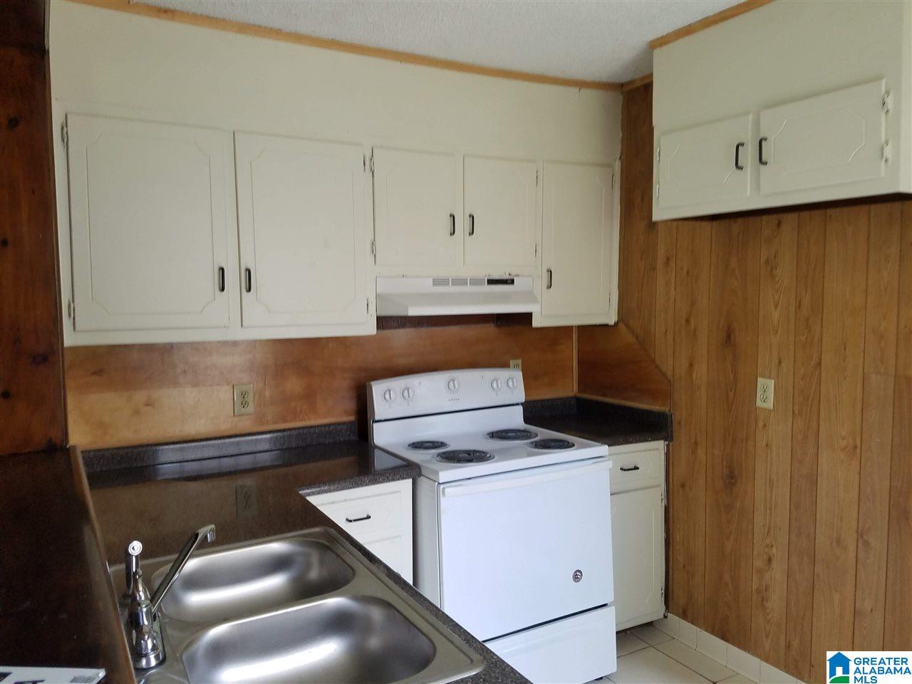 616 26th Street Southwest Birmingham, AL 35211 - Photo 15 of 17