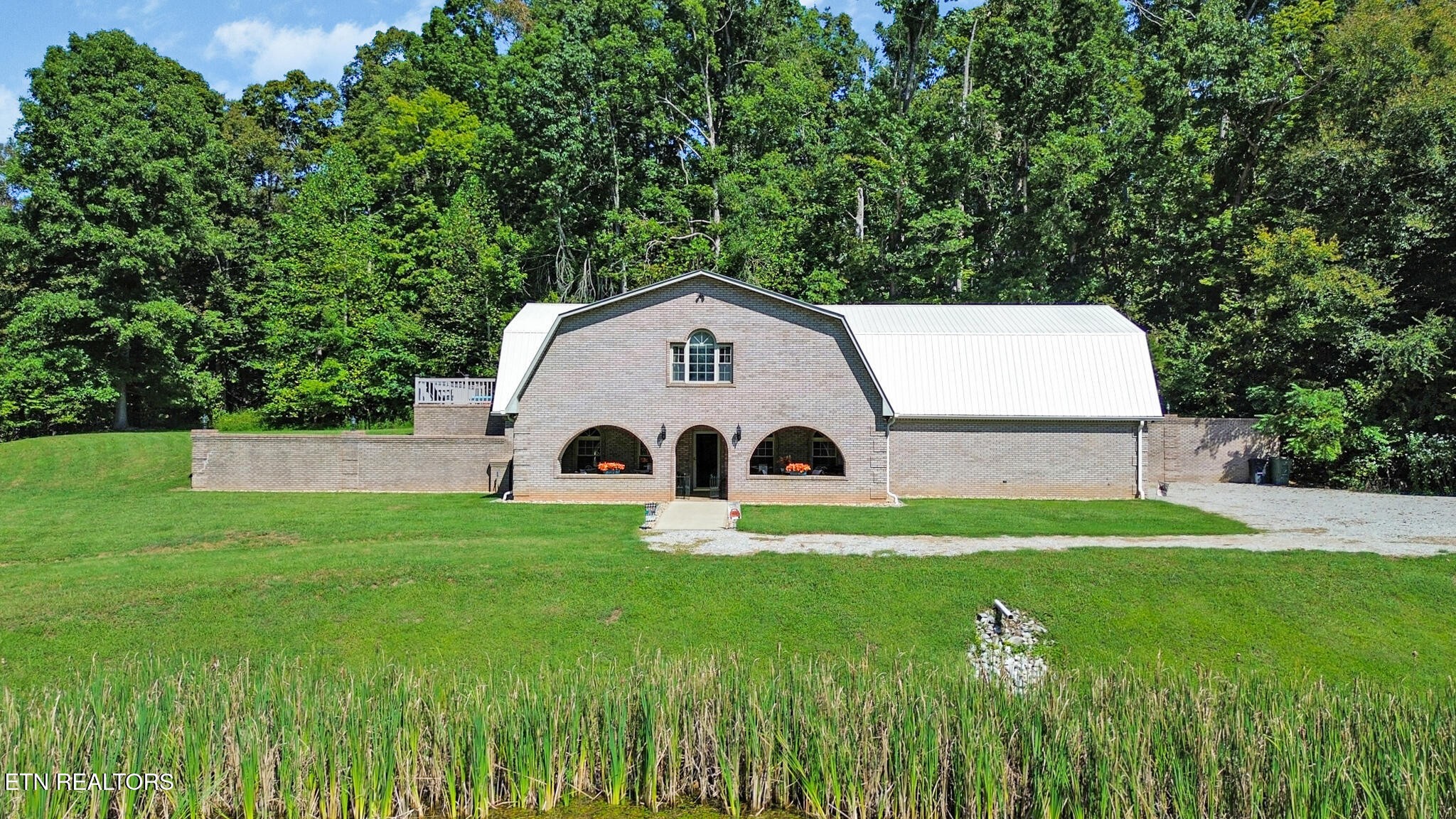 2705 Lick Creek Road Pall Mall, TN 38577 - Photo 2 of 55 Gallery Image 2
