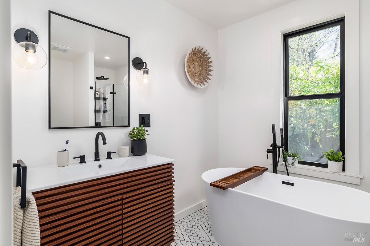 406 Corrillo Drive San Rafael, CA 94903 - Photo 18 of 35