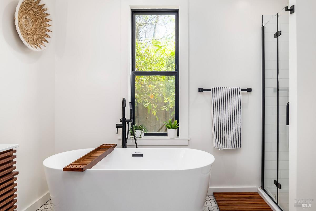 406 Corrillo Drive San Rafael, CA 94903 - Photo 19 of 35