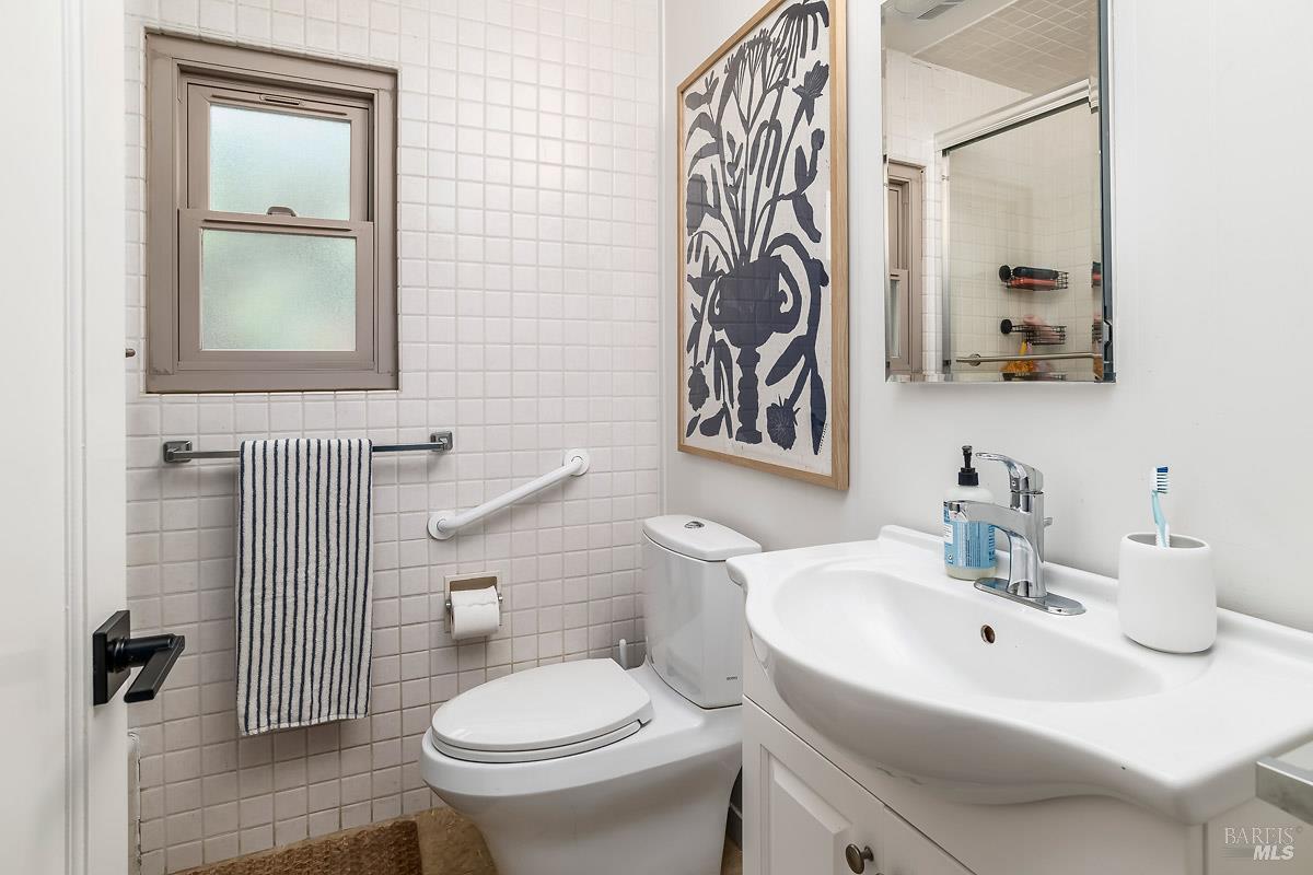 406 Corrillo Drive San Rafael, CA 94903 - Photo 21 of 35