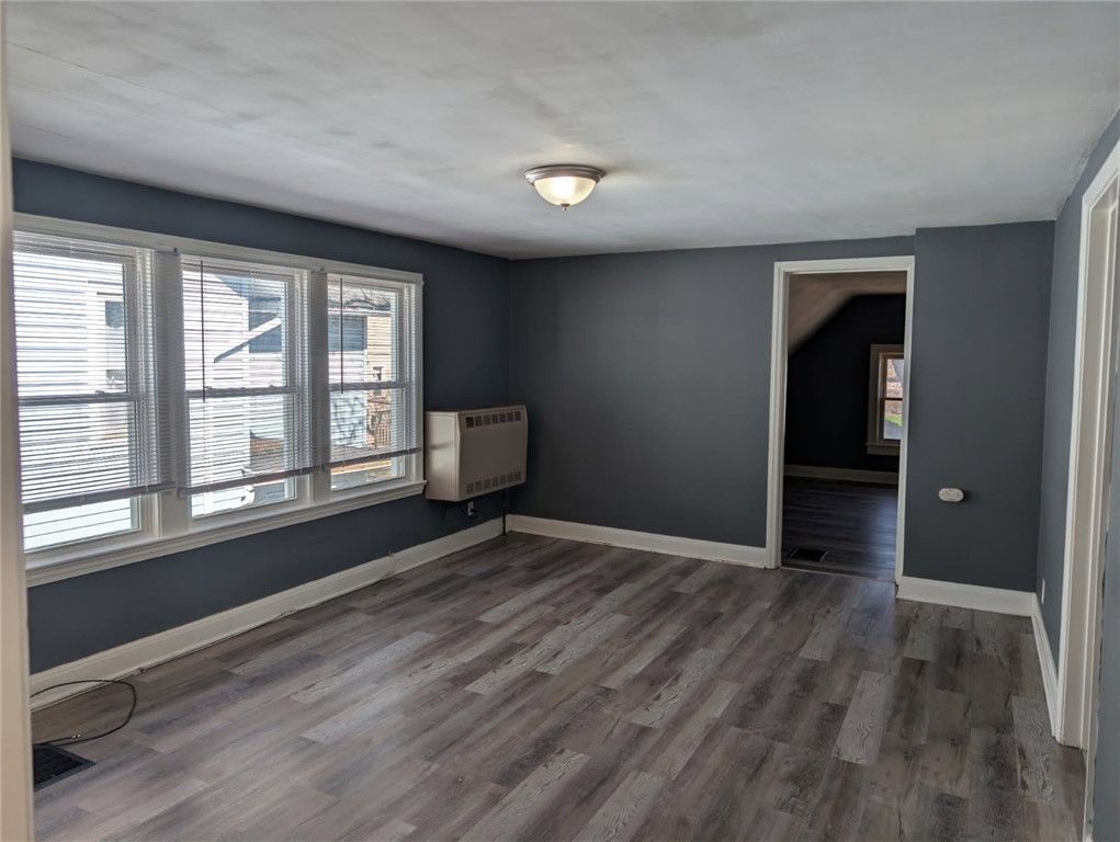 105 Ontario Street Rochester, NY 14605 - Photo 3 of 9