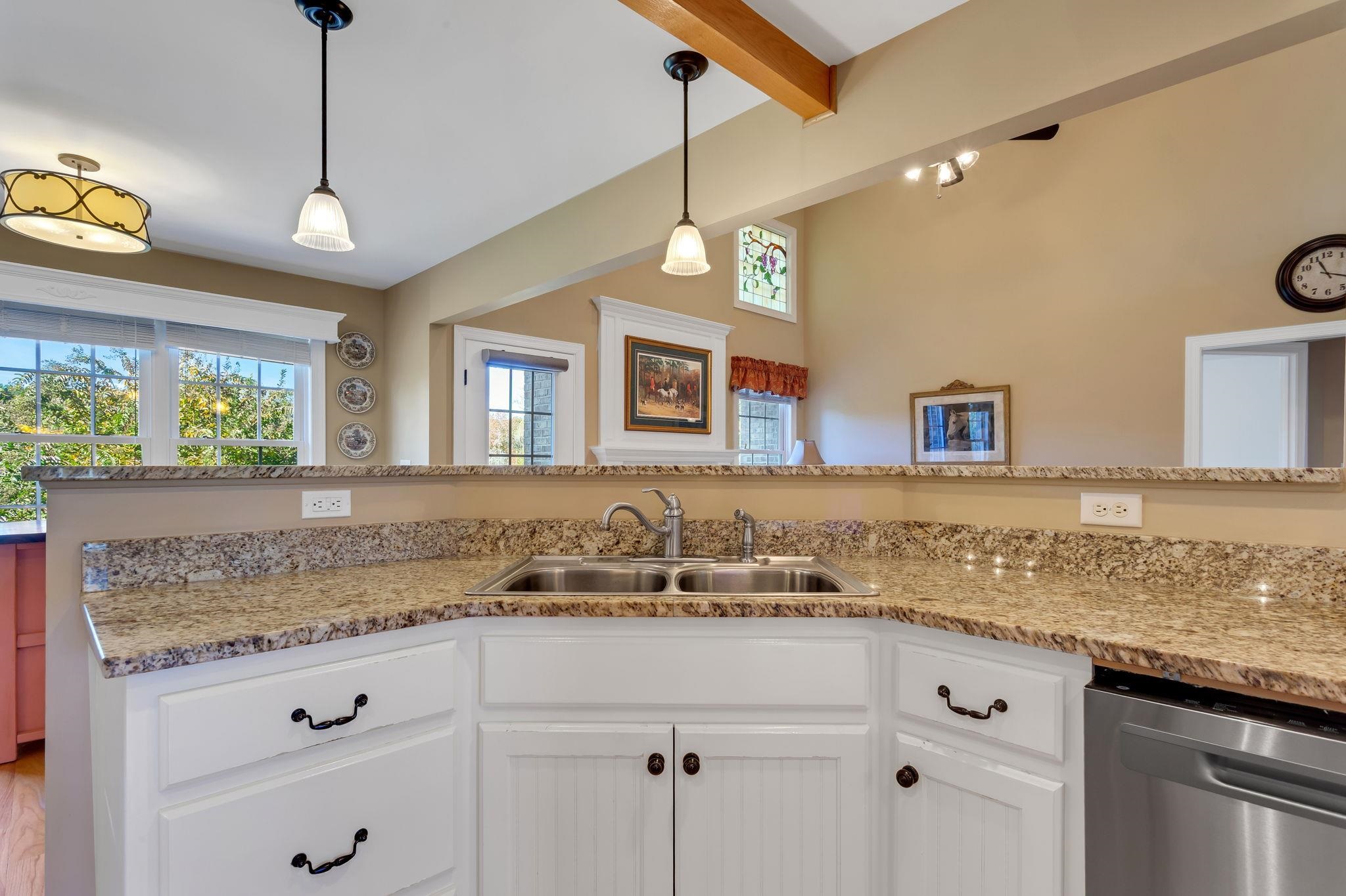 719 Hickory Hollow Road Inman, SC 29349 - Photo 15 of 47