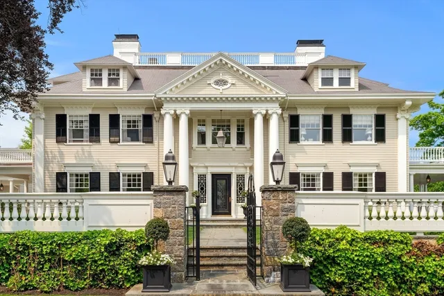 $11,750,000 | 4 Cobb Avenue, Manchester, MA 01944