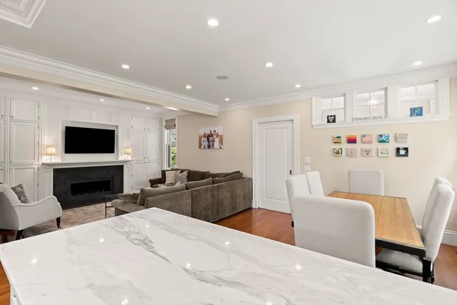 $11,750,000 | 4 Cobb Avenue, Manchester, MA 01944