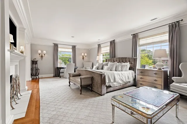 $11,750,000 | 4 Cobb Avenue, Manchester, MA 01944