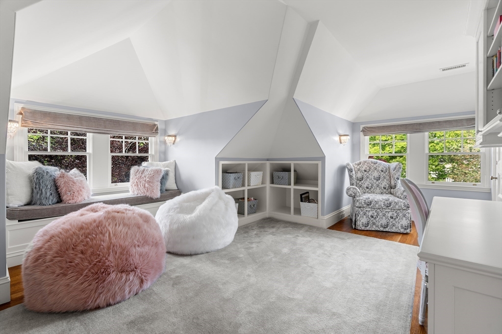 4 Cobb Avenue Manchester, MA 01944 - Photo 33 of 41