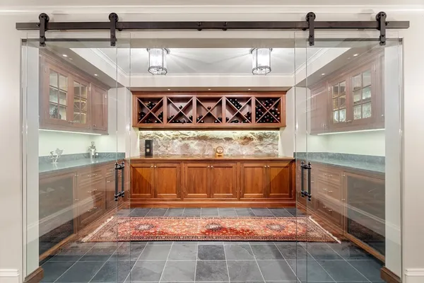 $11,750,000 | 4 Cobb Avenue, Manchester, MA 01944