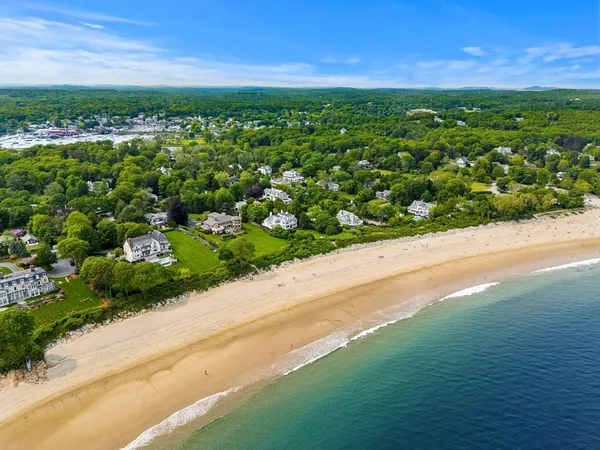 $11,750,000 | 4 Cobb Avenue, Manchester, MA 01944