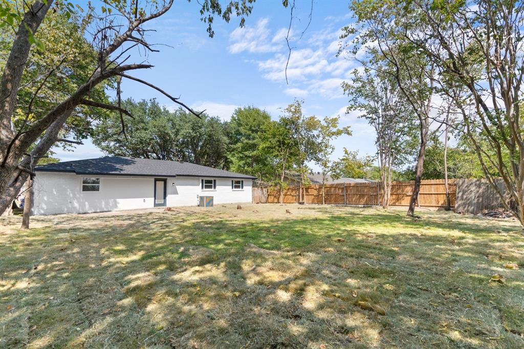 1518 Rockbrook Street Lancaster, TX 75134 - Photo 16 of 17