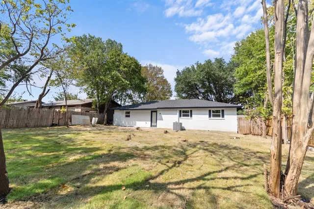 $250,000 | 1518 Rockbrook Street, Lancaster, TX 75134