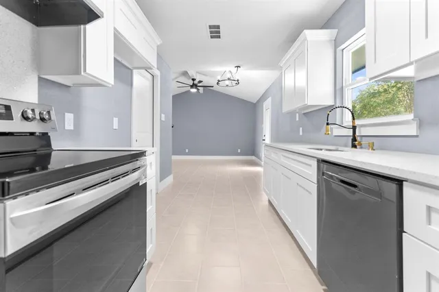 $250,000 | 1518 Rockbrook Street, Lancaster, TX 75134