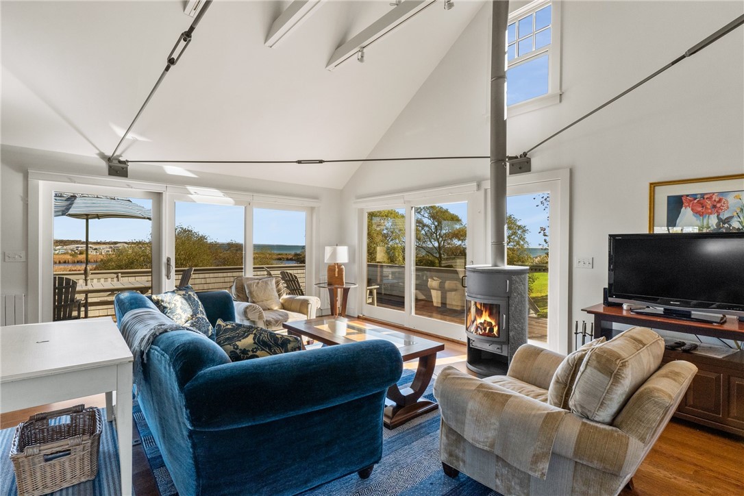 8 Ocean Drive Little Compton, RI 02837 - Photo 6 of 20