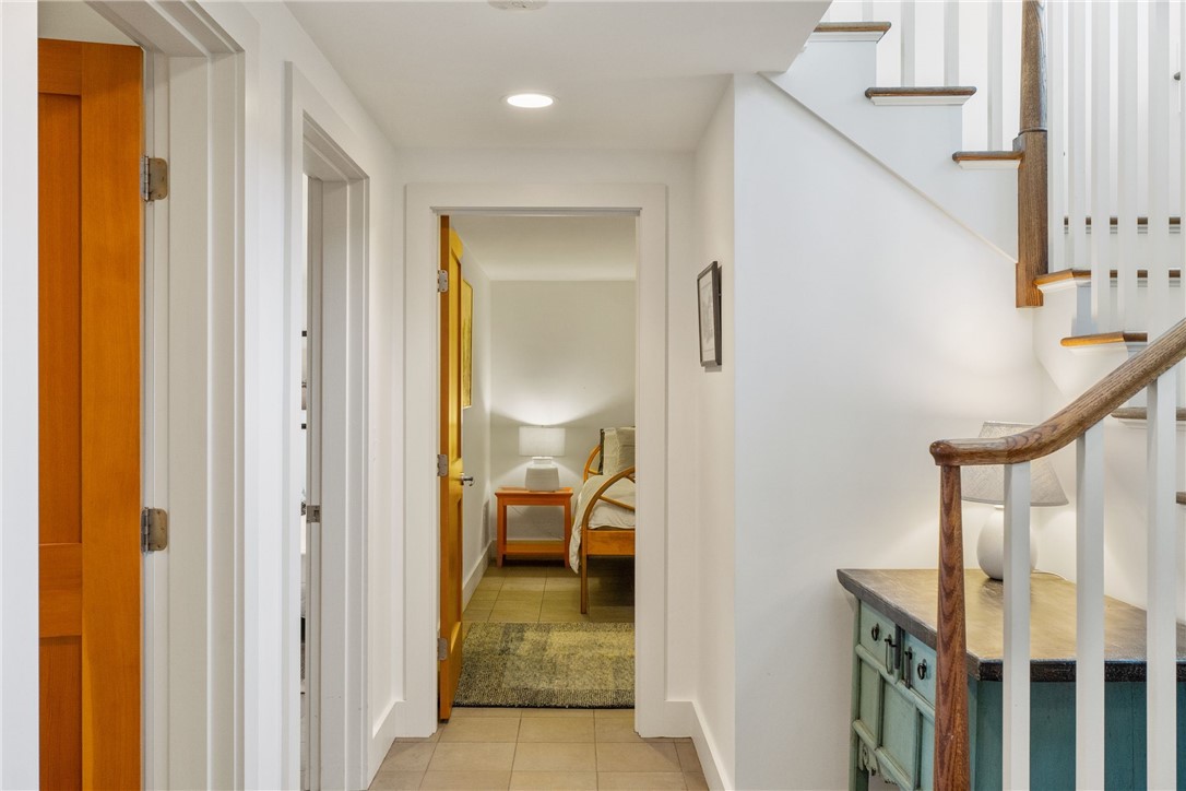 8 Ocean Drive Little Compton, RI 02837 - Photo 10 of 20