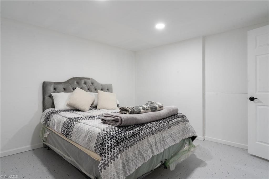 747 North Clodfelter Road High Point, NC 27265 - Photo 14 of 19