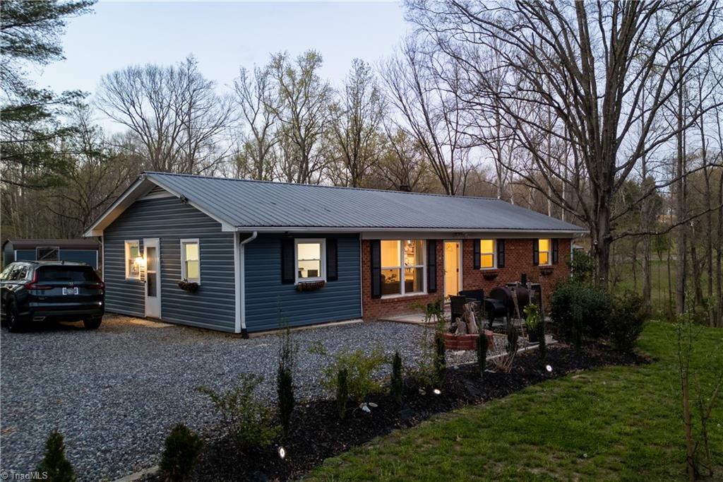 747 North Clodfelter Road High Point, NC 27265 - Photo 2 of 19