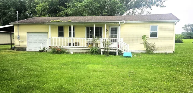 $57,000 | 10133 Folsomville Road, Tennyson, IN 47637