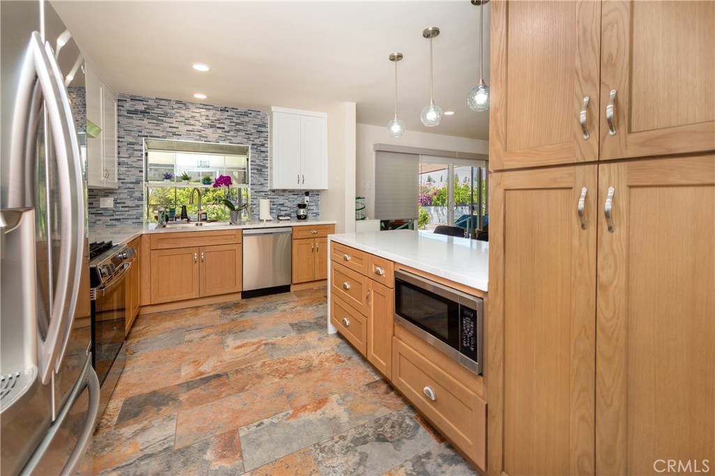18442 Los Alimos Street Porter Ranch, CA 91326 - Photo 10 of 24