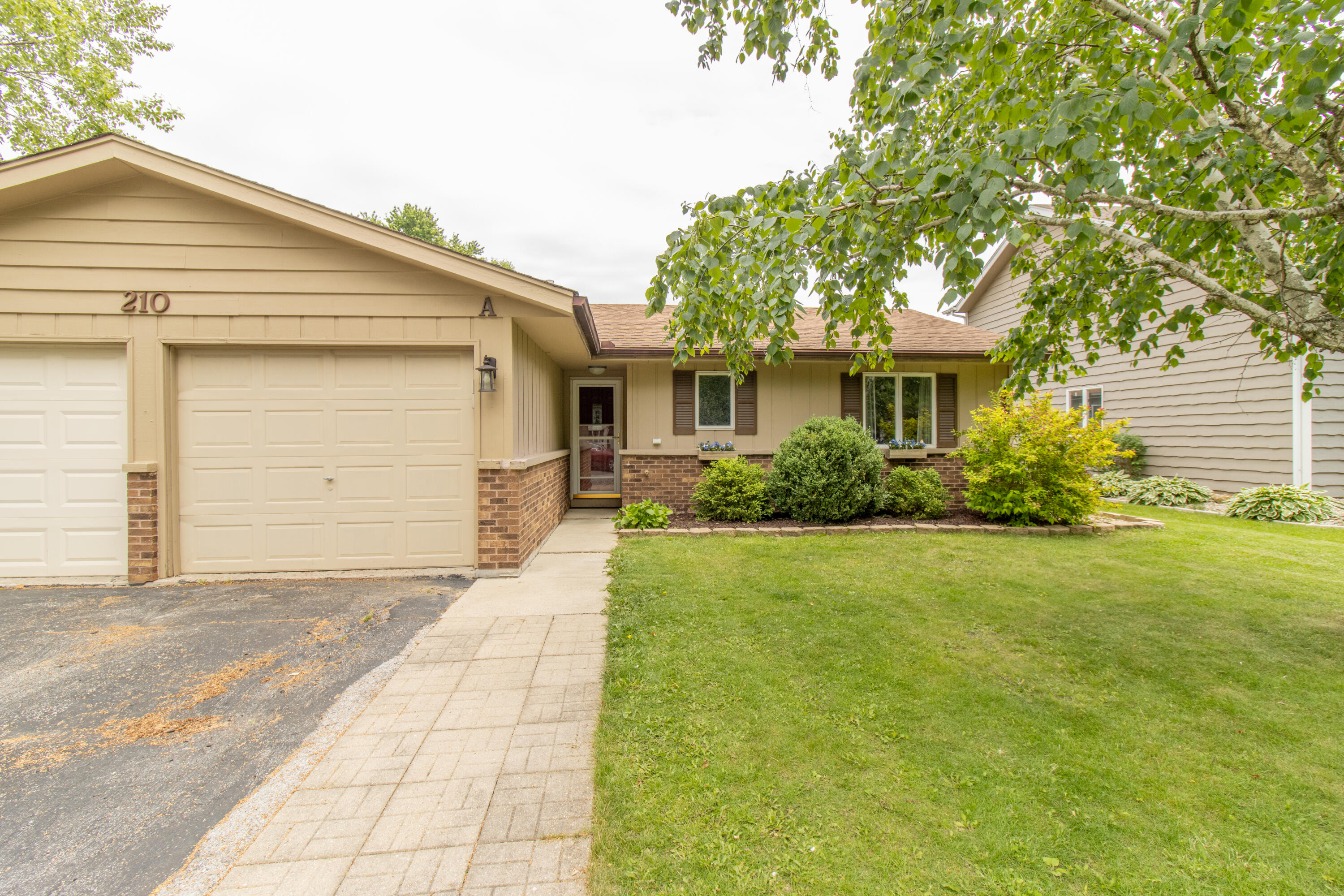 210 Clinton Street, Unit A Lowell, IN 46356 - Photo 1 of 25 3000x2000