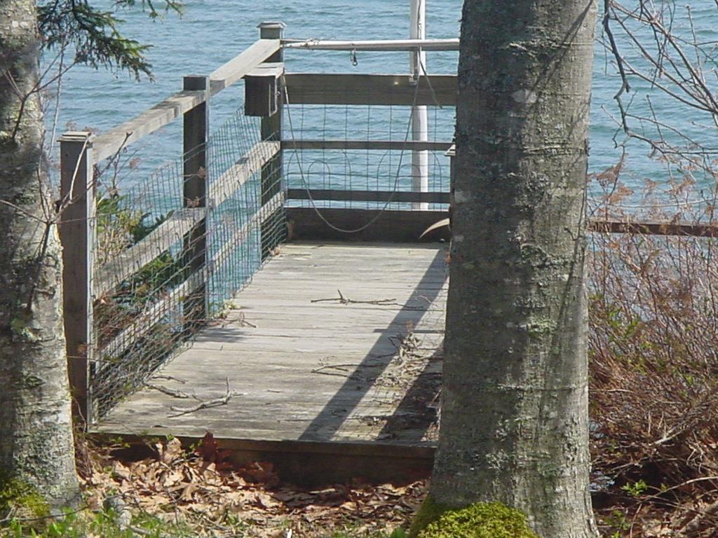 91 Bird Point Road Cushing, ME 04563 - Photo 14 of 14 Viewing platform on ground level. ...