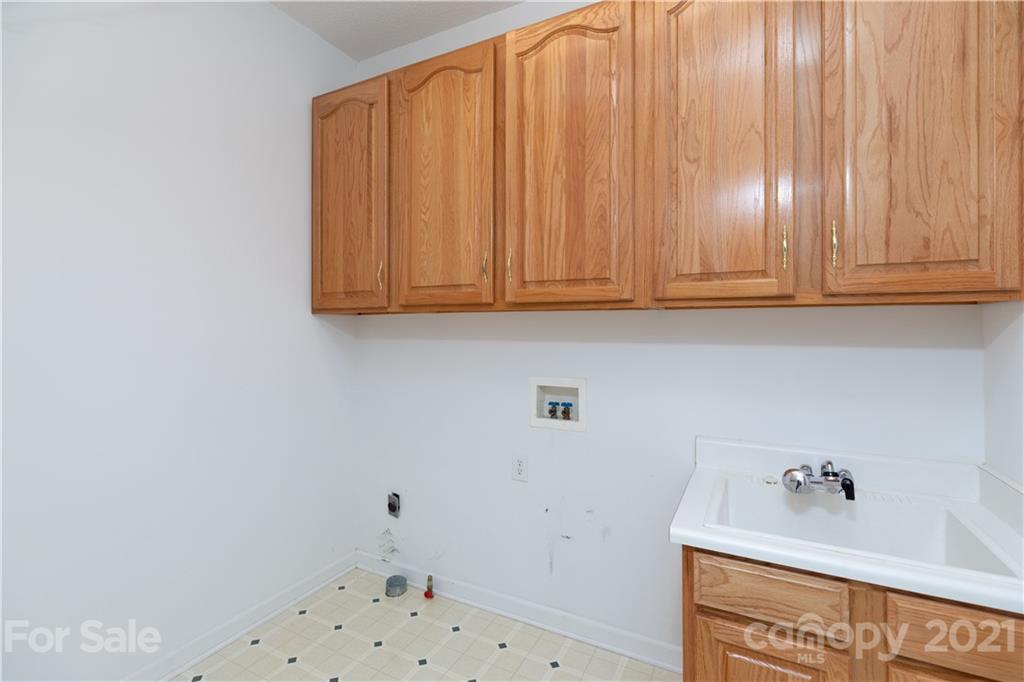 1765 Cricket Run Road York, SC 29745 - Photo 33 of 40 Gallery Image 33