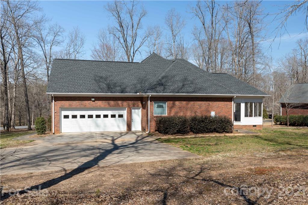 1765 Cricket Run Road York, SC 29745 - Photo 6 of 40 Gallery Image 6