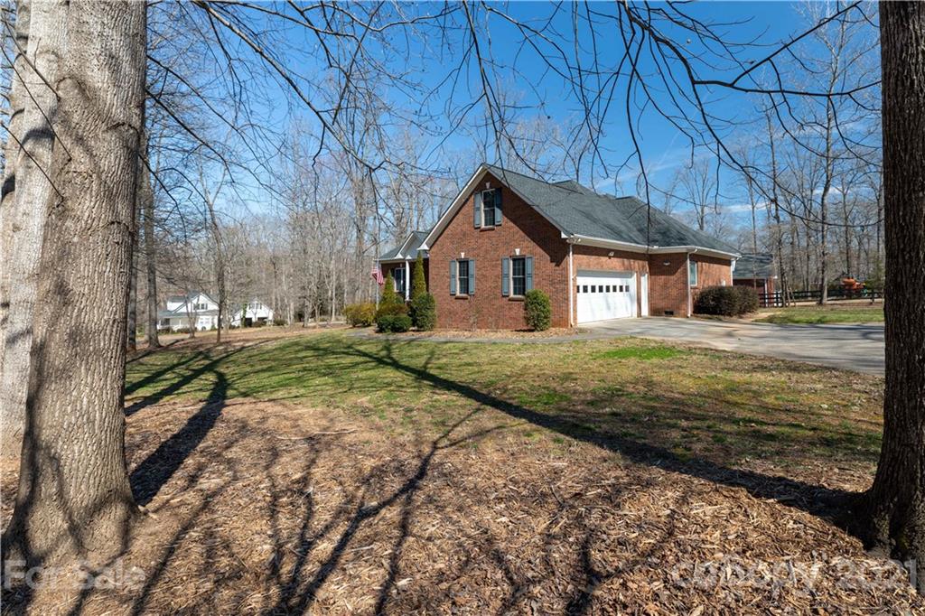 1765 Cricket Run Road York, SC 29745 - Photo 10 of 40 Gallery Image 10