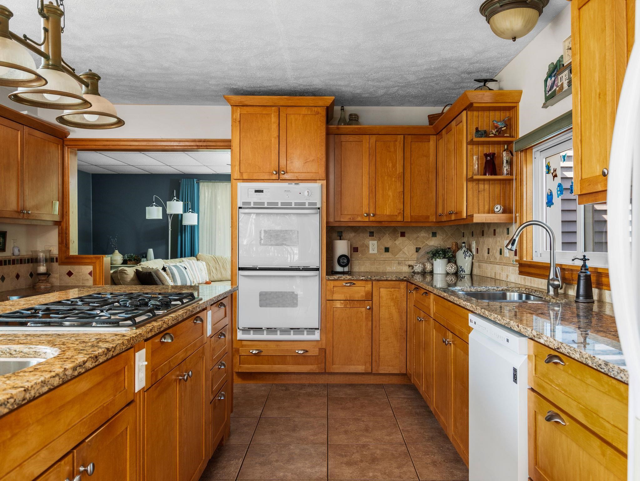 4223 Vance Road Traverse City, MI 49685 - Photo 6 of 34
