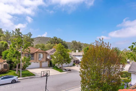 $1,540,000 | 5377 Evanwood Avenue, Oak Park, CA 91377