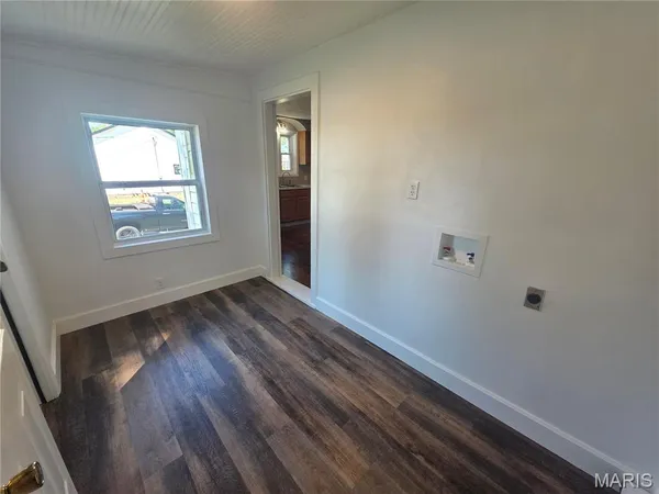 $235,000 | 698 Center Drive, Ste. Genevieve, MO 63670