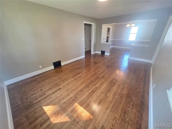 $235,000 | 698 Center Drive, Ste. Genevieve, MO 63670