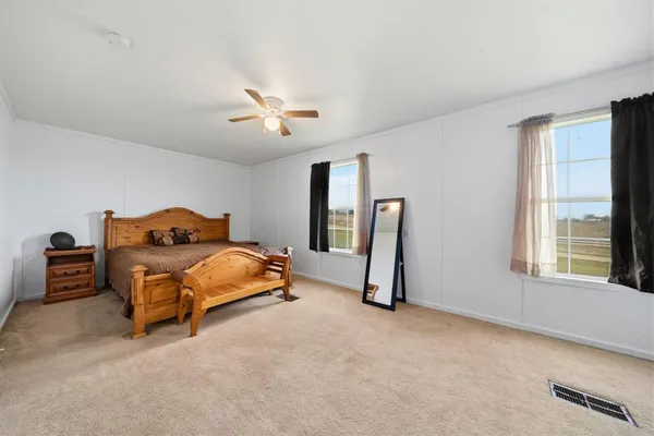 $249,900 | 104 County Road 412B, Lott, TX 76656