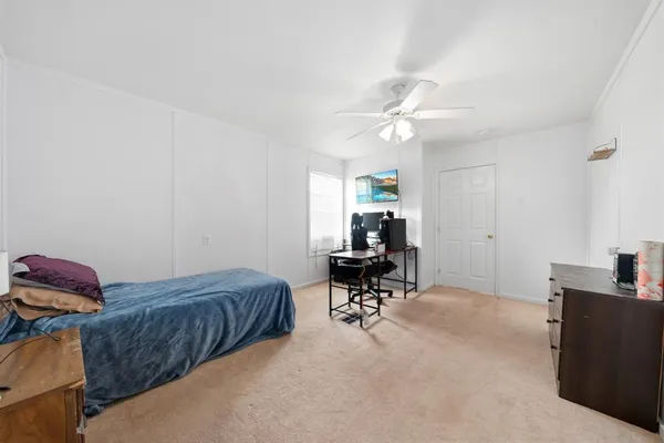 $249,900 | 104 County Road 412B, Lott, TX 76656