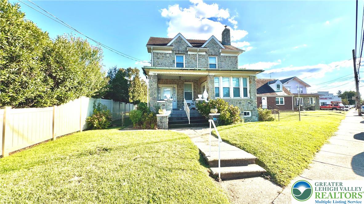 820 Philadelphia Road Easton, PA 18042 - Photo 1 of 24 Gallery Image 1