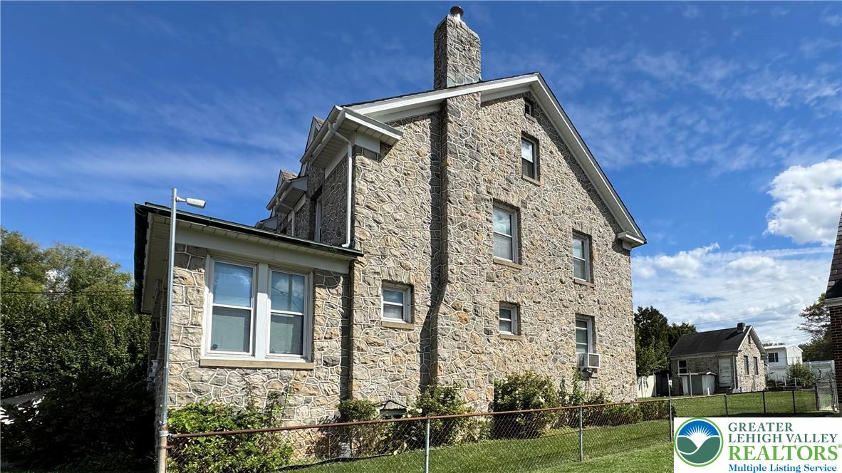 820 Philadelphia Road Easton, PA 18042 - Photo 2 of 24 Gallery Image 2