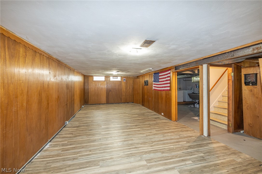 5670 Cherokee Road Cleveland, OH 44124 - Photo 25 of 37