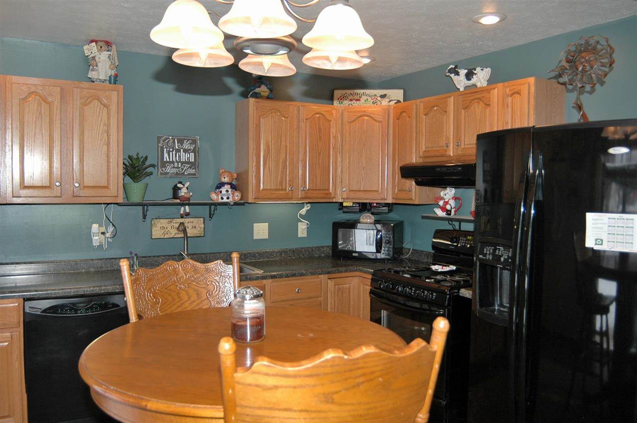 190 Mayflower Road South Bend, IN 46619 - Photo 8 of 30
