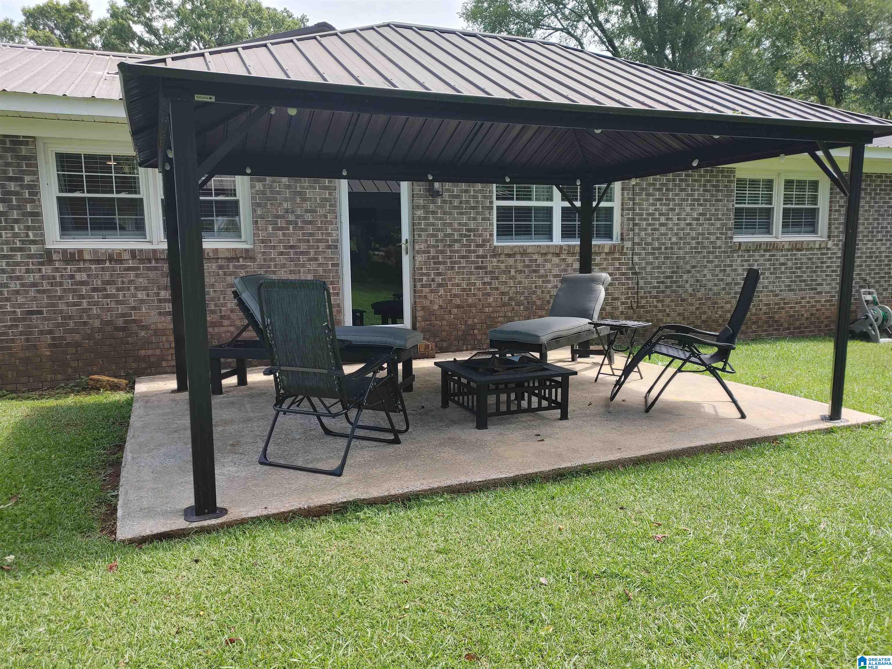 525 Country Club Road Sylacauga, AL 35150 - Photo 5 of 20