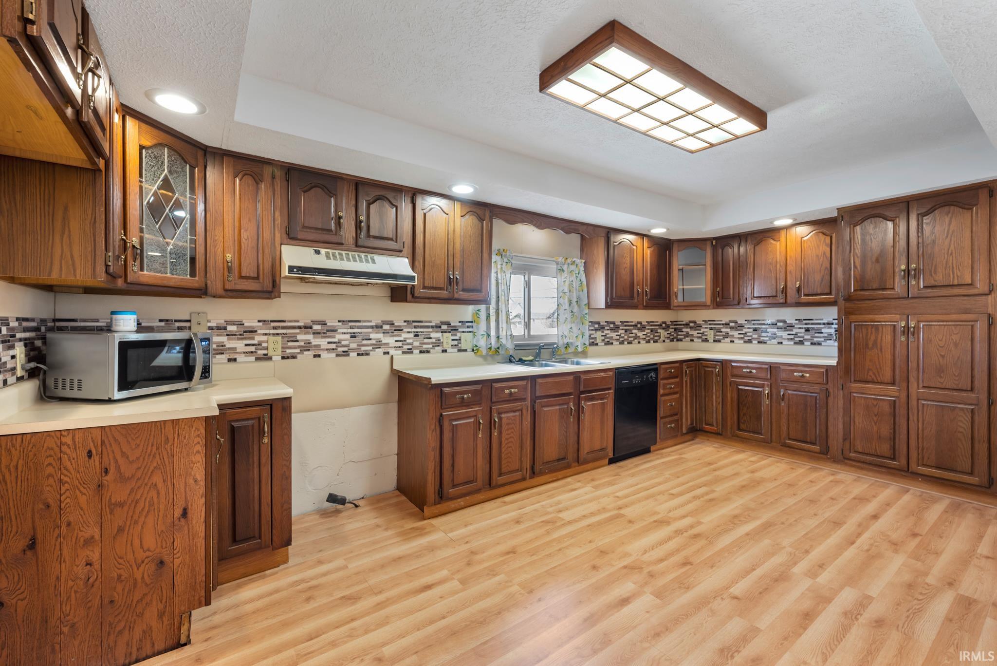 710 North Maple Street Converse, IN 46919 - Photo 12 of 26 Gallery Image 12
