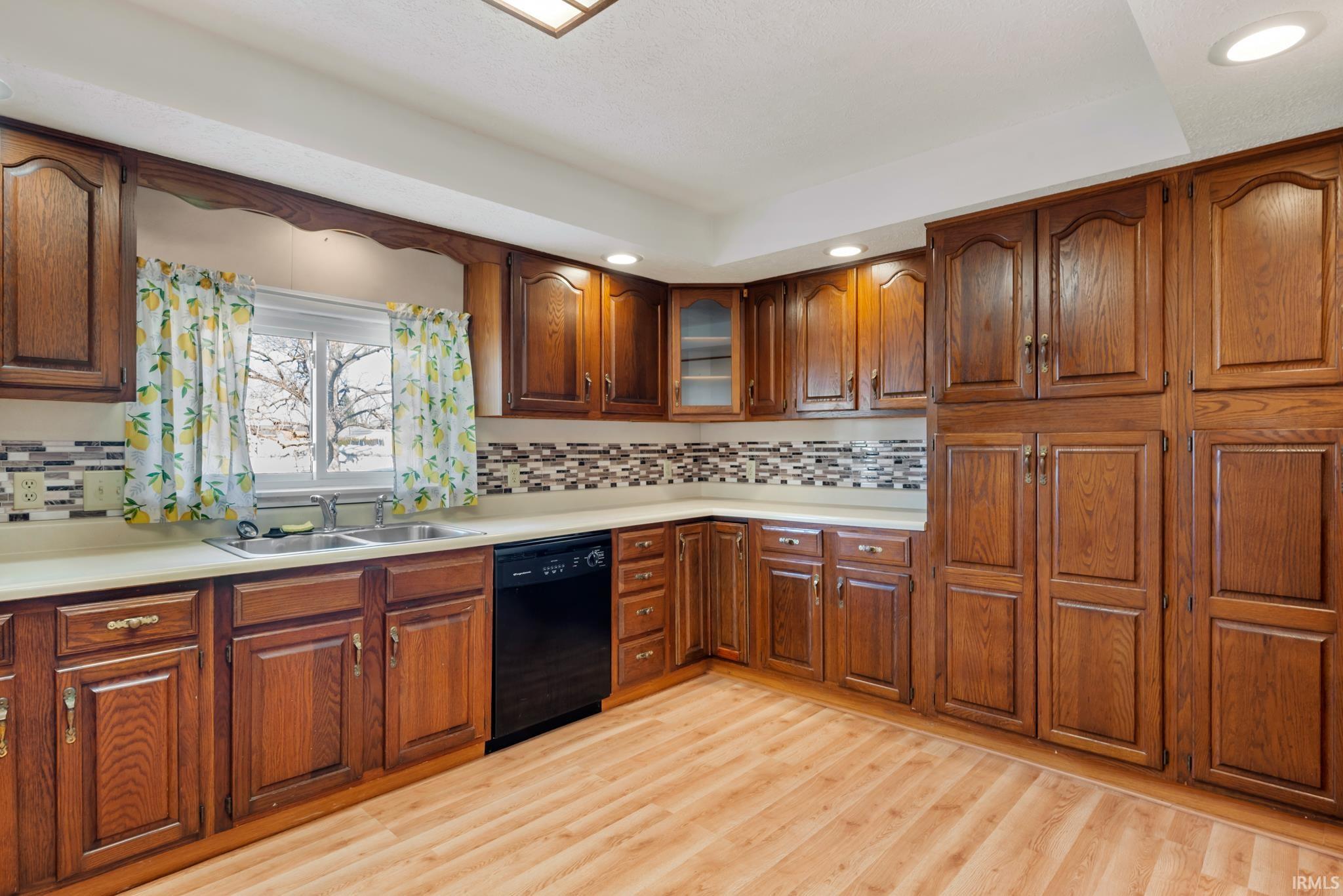 710 North Maple Street Converse, IN 46919 - Photo 17 of 26 Gallery Image 17
