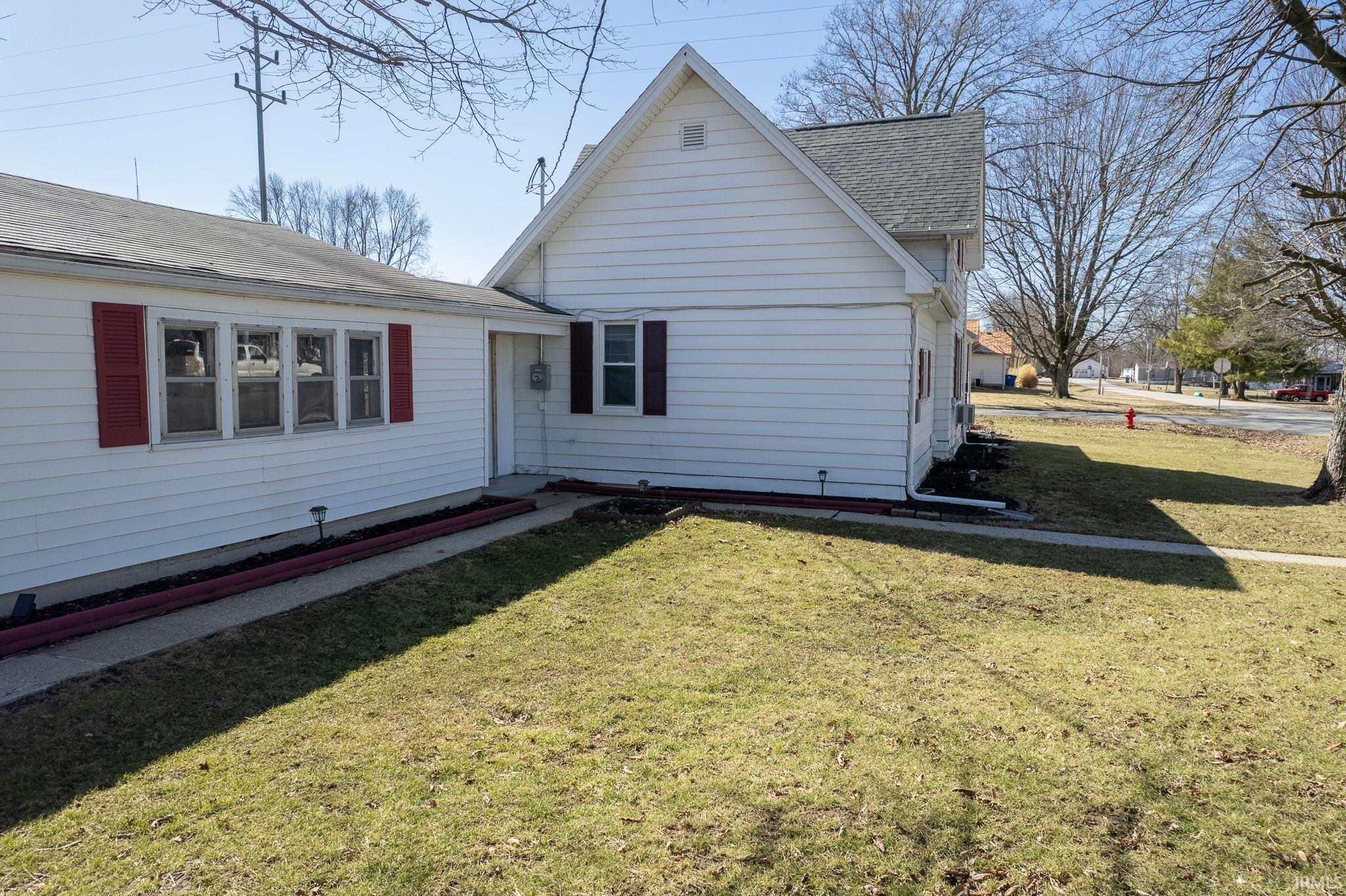 710 North Maple Street Converse, IN 46919 - Photo 10 of 26 Gallery Image 10